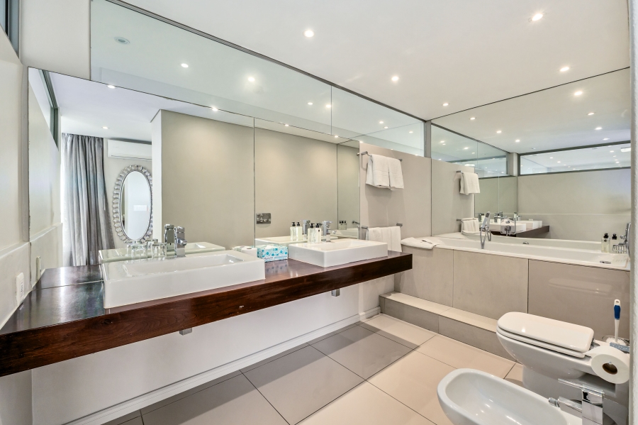 4 Bedroom Property for Sale in Beachfront Western Cape